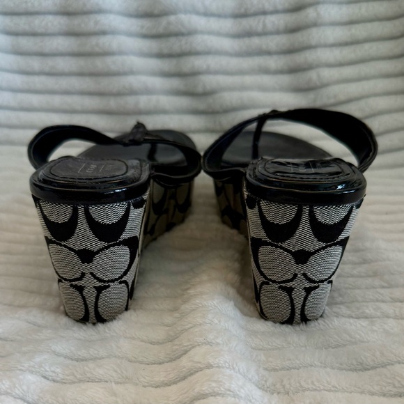 Coach Nella signature monogram wedge sandals - Picture 4 of 4